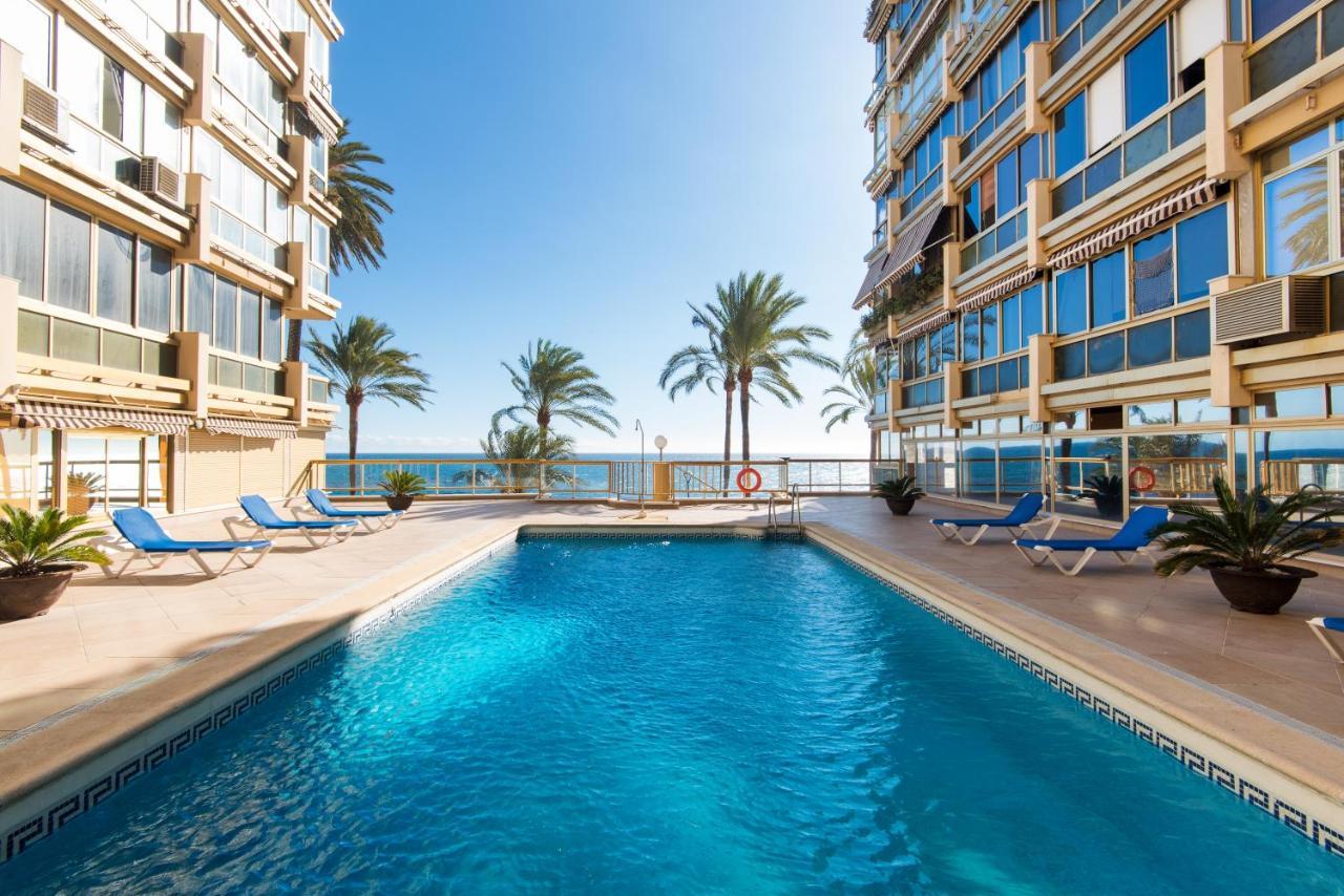 Rentandhomes Beachfront Marbella Center Экстерьер фото